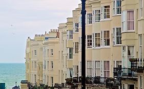 Cross Street Guesthouse